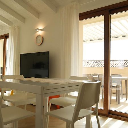 Waterfront Apartment Όλμπια Εξωτερικό φωτογραφία
