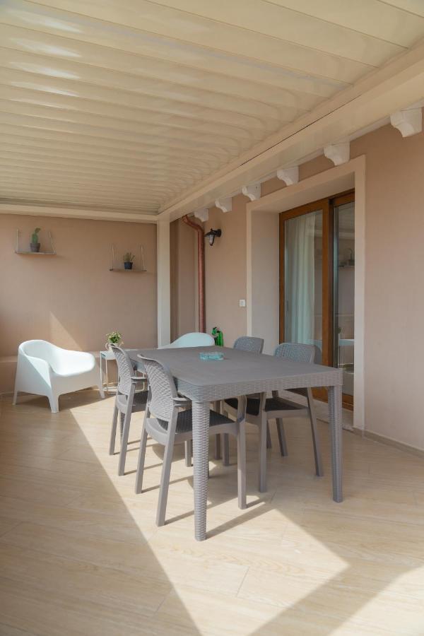 Waterfront Apartment Όλμπια Εξωτερικό φωτογραφία