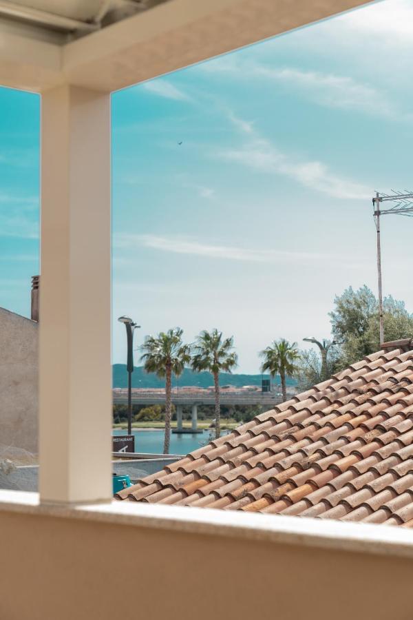 Waterfront Apartment Όλμπια Εξωτερικό φωτογραφία