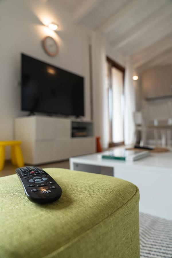 Waterfront Apartment Όλμπια Εξωτερικό φωτογραφία