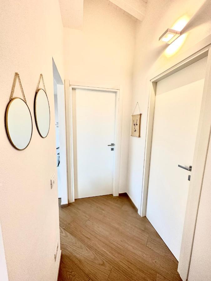 Waterfront Apartment Όλμπια Εξωτερικό φωτογραφία