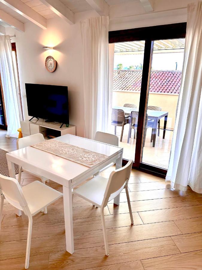 Waterfront Apartment Όλμπια Εξωτερικό φωτογραφία